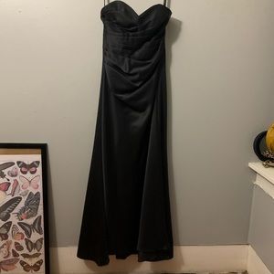 Long formal mermaid dress